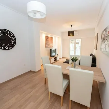 Spacious Flat 10min From Subway Stations * Athene